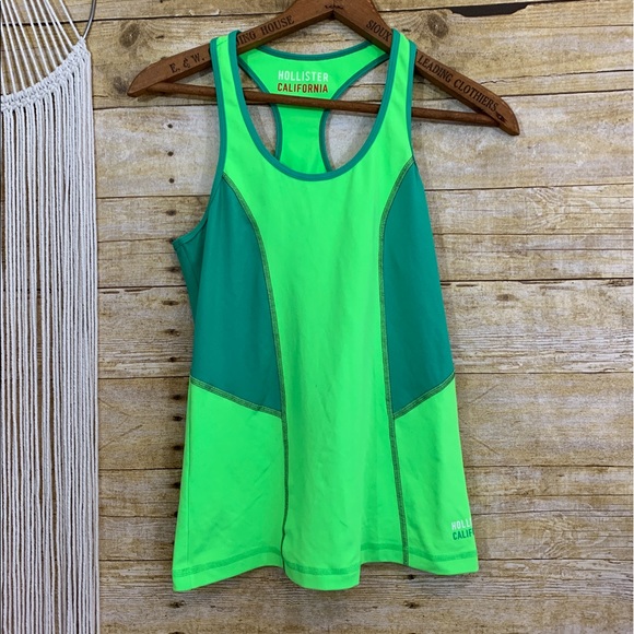 Hollister Tops - 🍱Hollister Racerback Athletic Top